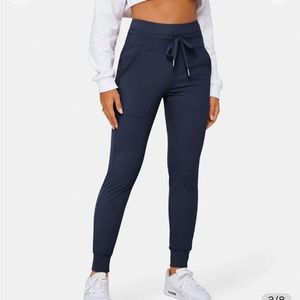 Halara Joggers